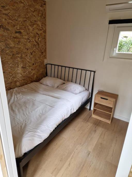 3 Bedroom Chalet On Camping Gt Balen 外观 照片